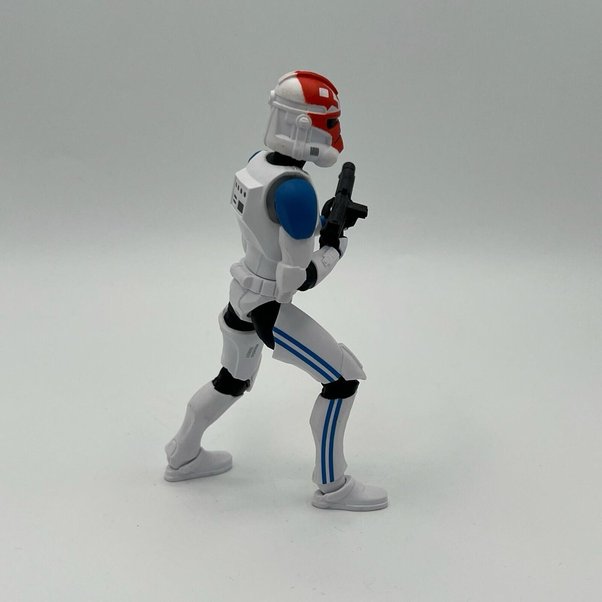 STAR WARS GALAXY OF ADVENTURES HASBRO AHSOKA'S CLONE TROOPER 5 INCH LOOSE