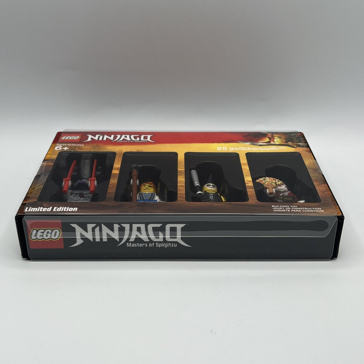 LEGO Ninjago 5005257 Toys R Us Bricktober Minifigure Set 2018 *NEW*