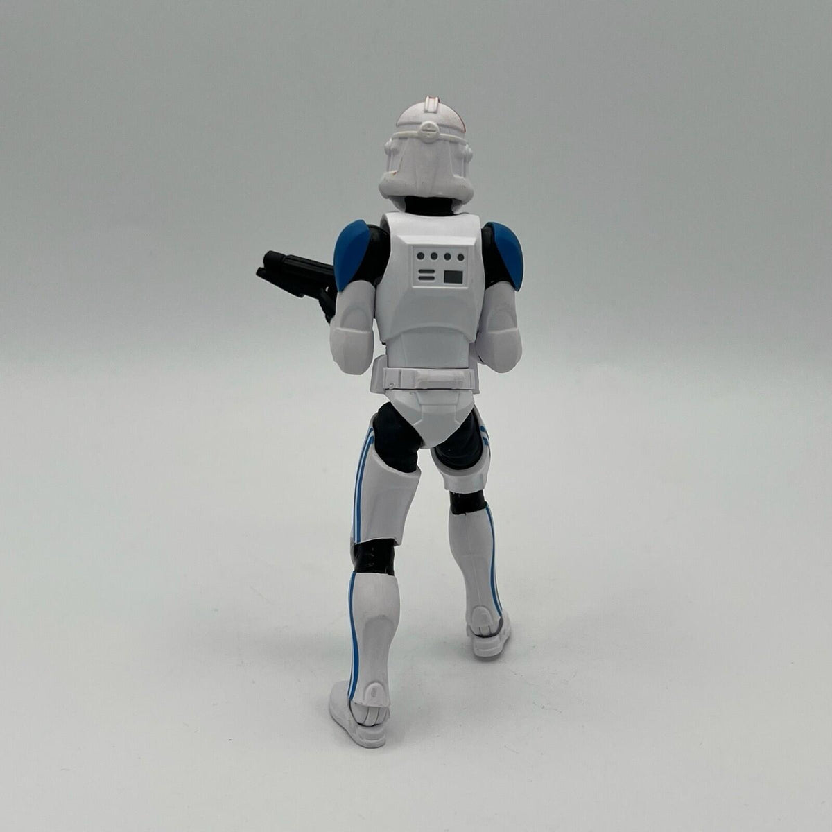 STAR WARS GALAXY OF ADVENTURES HASBRO  AHSOKA'S CLONE TROOPER 5 INCH LOOSE