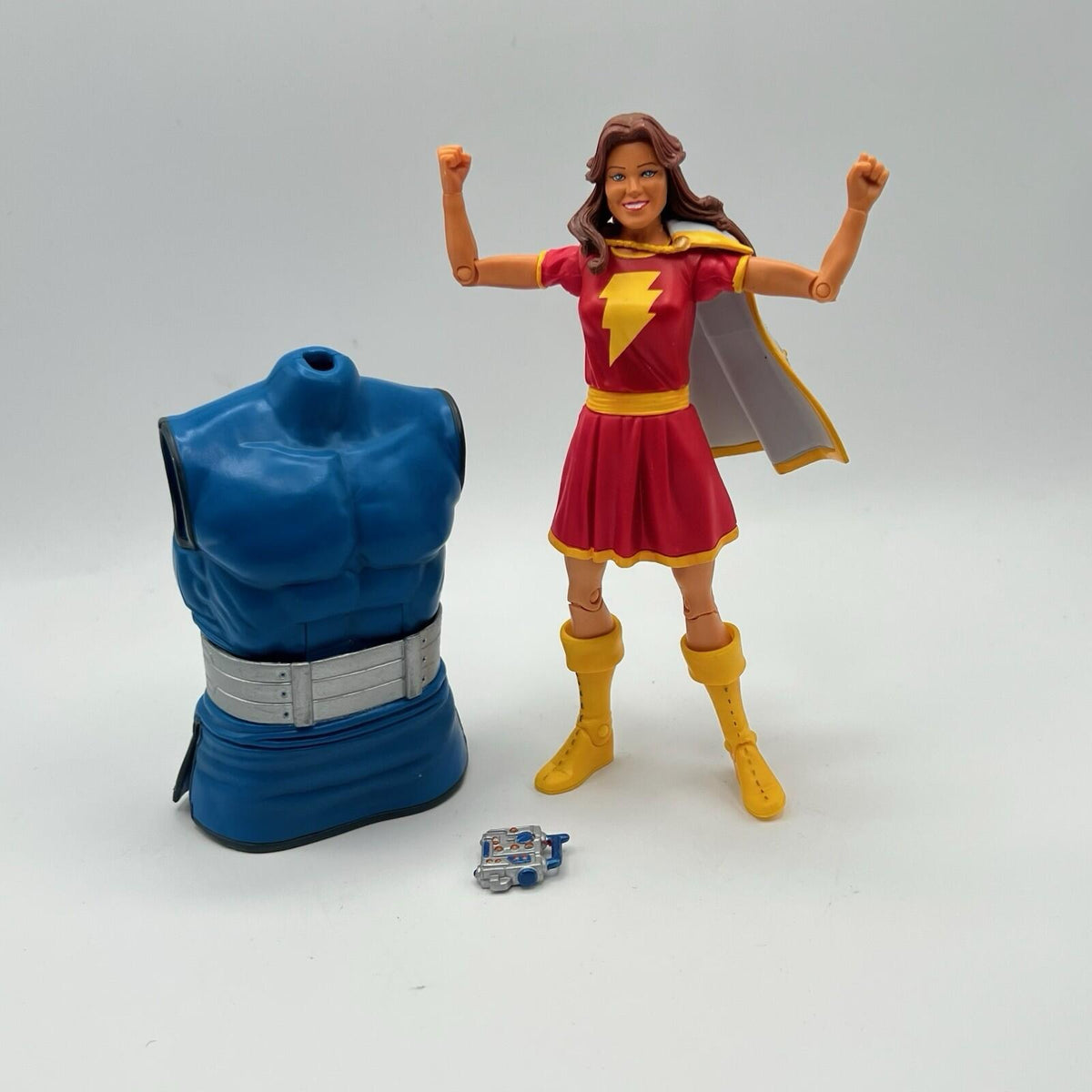 Mattel DC Universe Classics Mary Marvel with Darkseid torso -Includes Mother Box