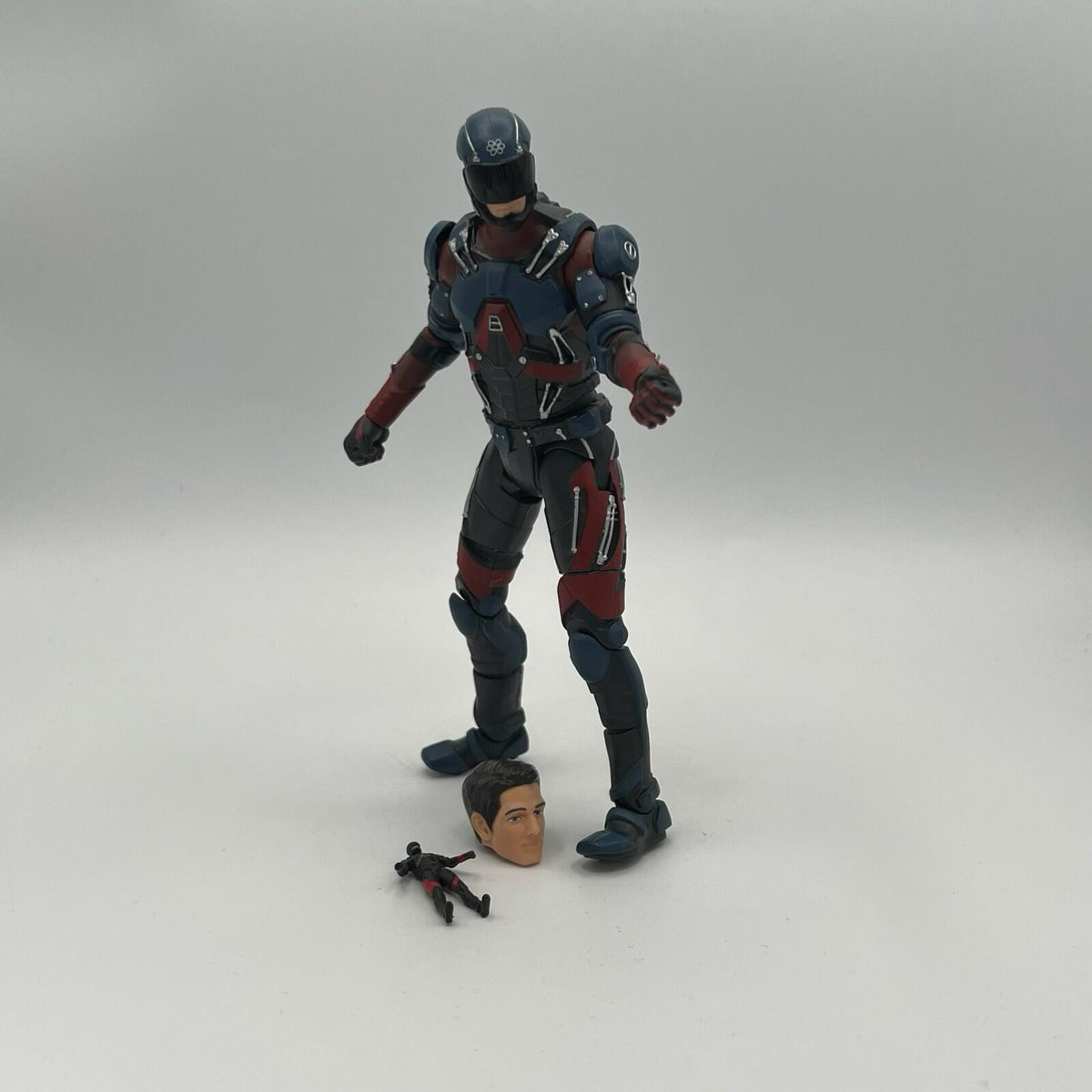 Mattel DC Multiverse Atom CW Legends of Tomorrow Rookie 6" Action Figure LOOSE