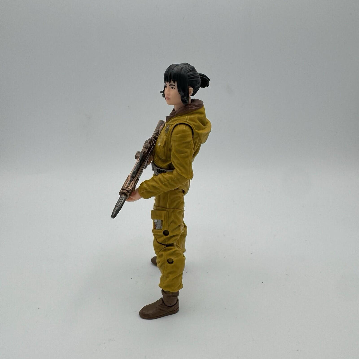 Star Wars Black Series Resistance Tech Rose 5.35” tall 6” Scale Action Figure