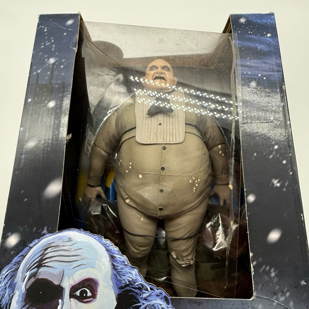 NECA Batman Returns 1/4 Scale Mayoral Penguin Action Figure Damaged Box NEW