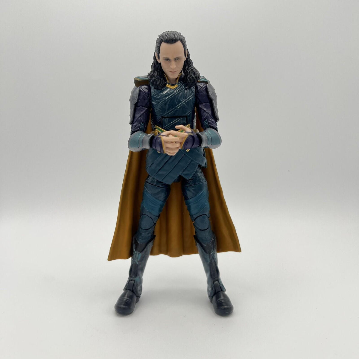 Marvel Legends Loki Action Figure 2017 Thor: Ragnarok