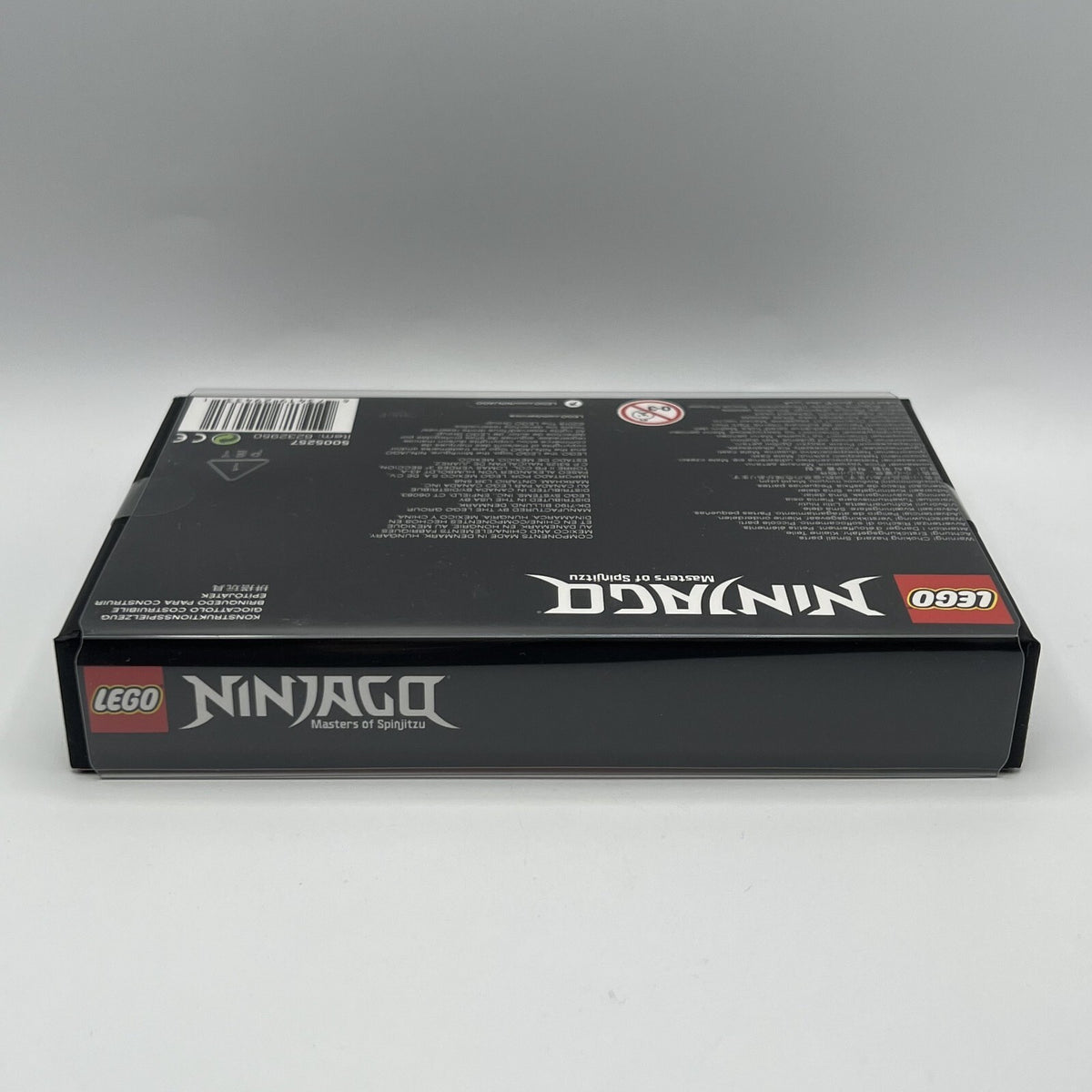 LEGO Ninjago 5005257 Toys R Us Bricktober Minifigure Set 2018 *NEW*