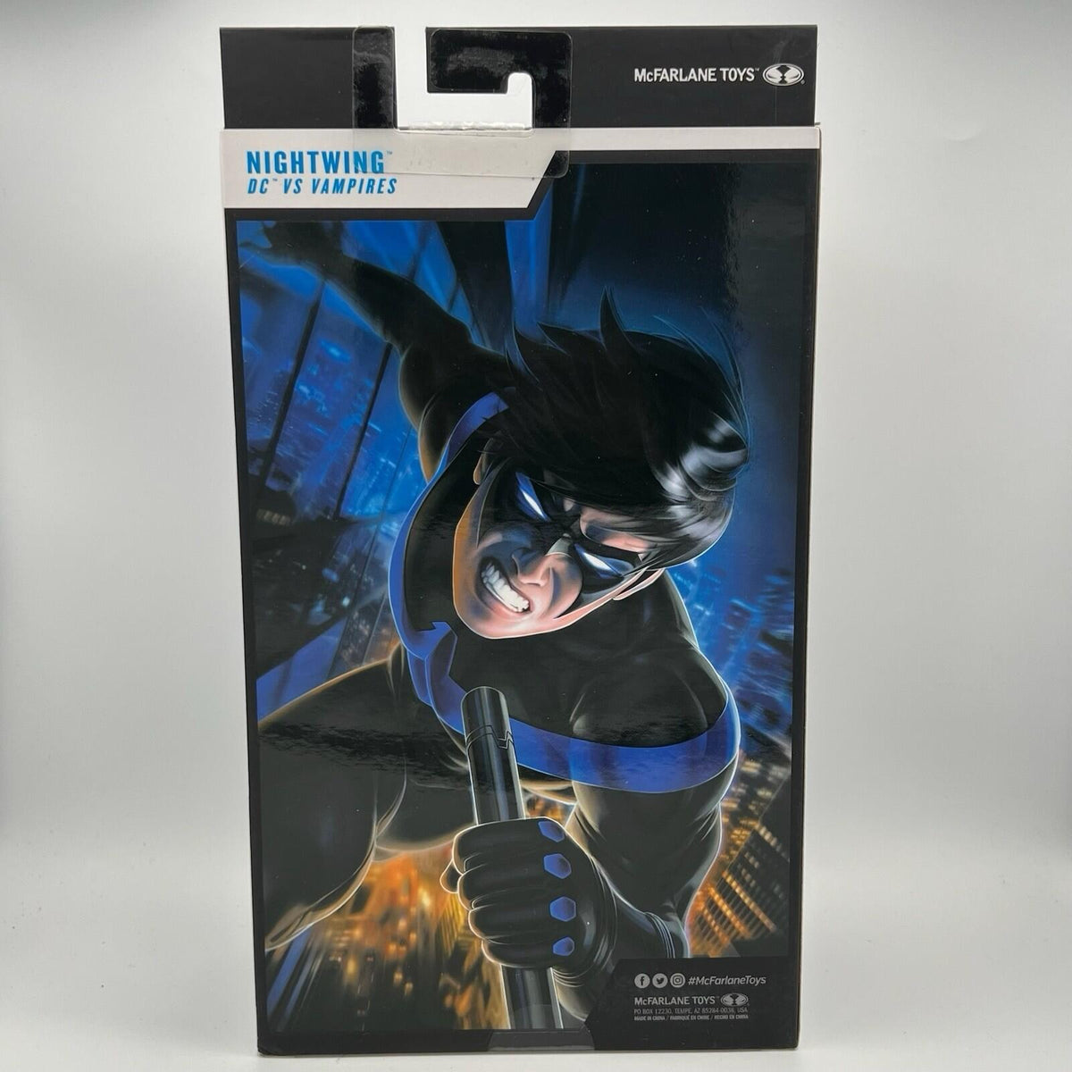 McFarlane DC Multiverse Nightwing Gold Label DC vs Vampires 2024