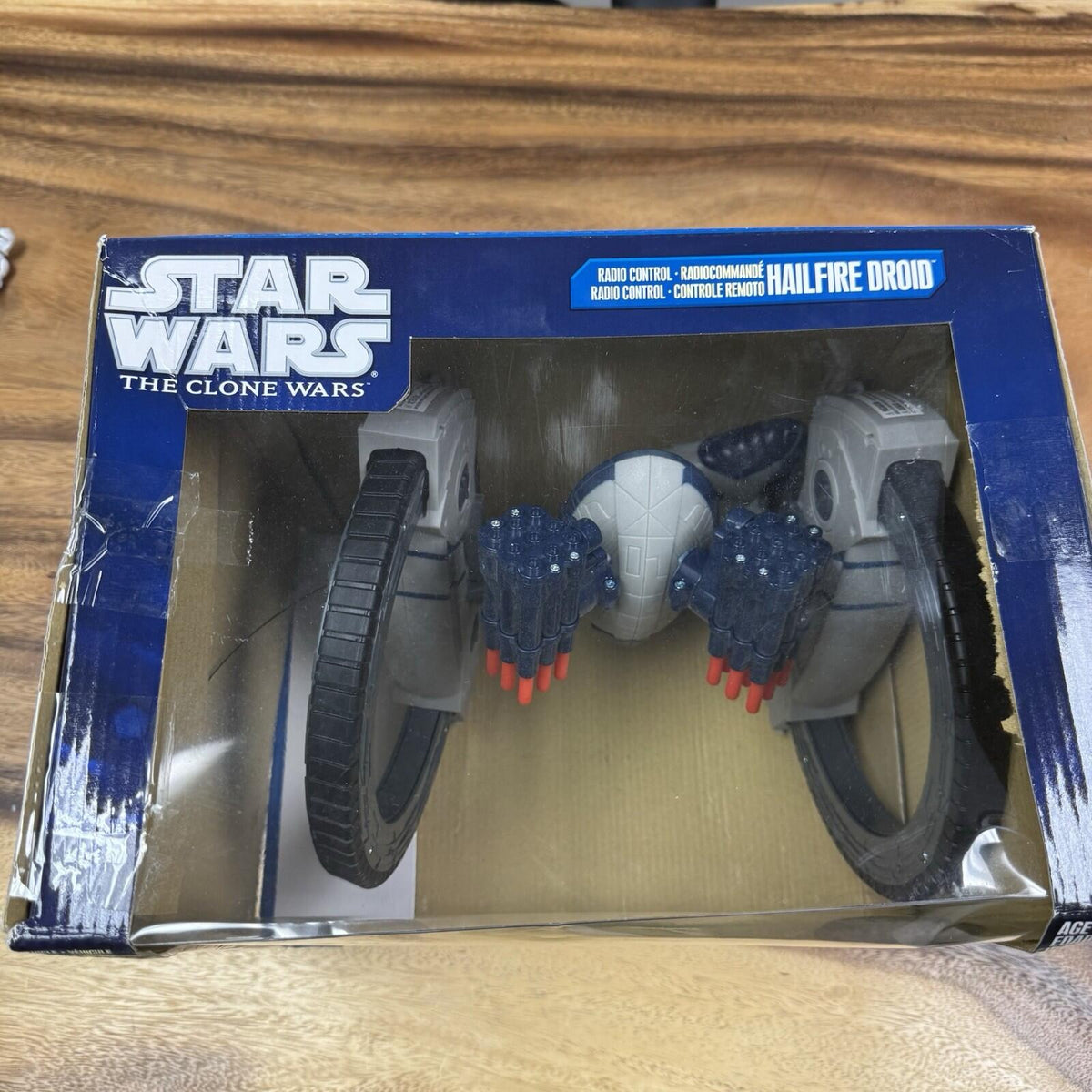 HASBRO STAR WARS Clone Wars 2010 - RADIO CONTROL HAILFIRE DROID