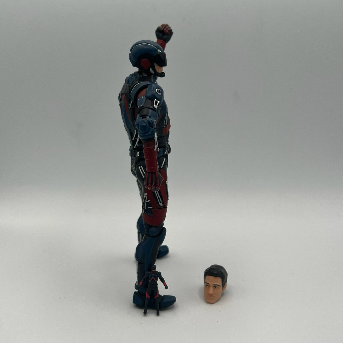 Mattel DC Multiverse Atom CW Legends of Tomorrow Rookie 6" Action Figure LOOSE