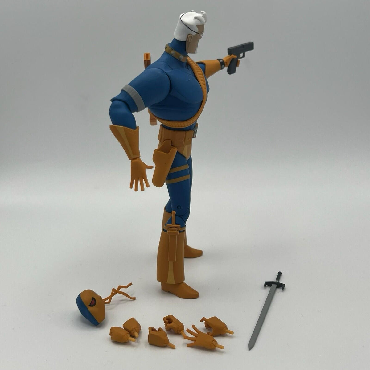 Batman: The Adventures Continue Deathstroke Figure READ