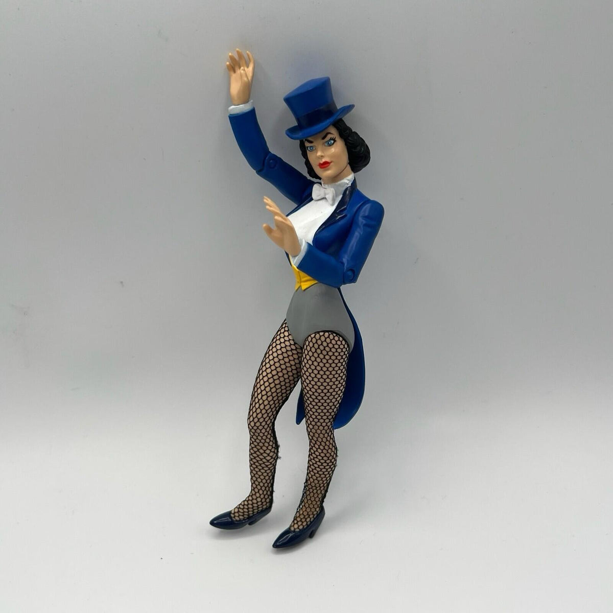 DC Direct Mages, Mystics, & Magicians Zatanna 6" Figure Missing the Stand