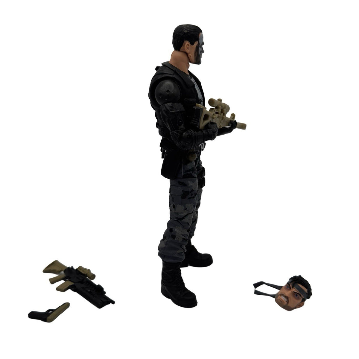 Marvel Legends Punisher Figure 80th Anniversary Walgreens Exclusive Camo Version