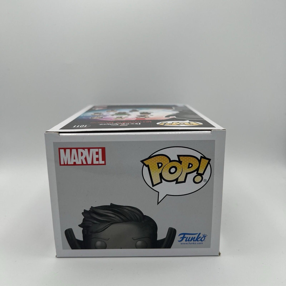 Funko POP! Marvel #1011 Supreme Strange Statue - Marvel Collector Corps