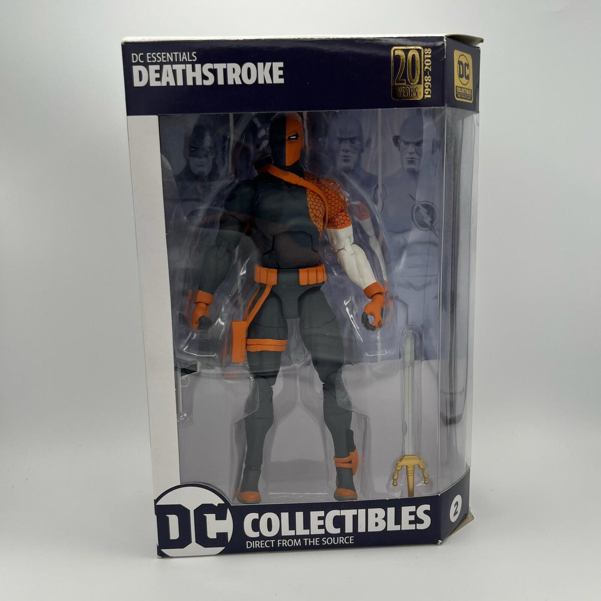 2018 DC Essentials Icons DEATHSTROKE 7" Action Figure DC Collectibles Complete