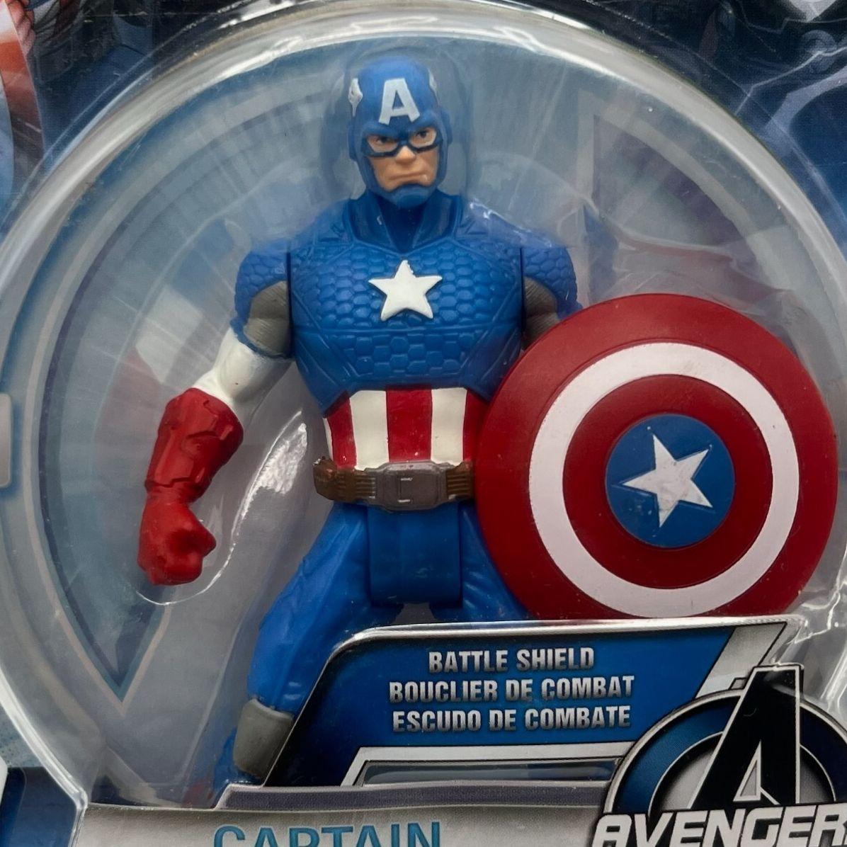 Hasbro Avengers Assemble Captain America (Avengers Initiative) Action Figure